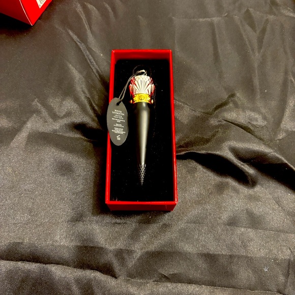 Christian Louboutin Rouge Velvet Matte Lipstick - Picture 1 of 7
